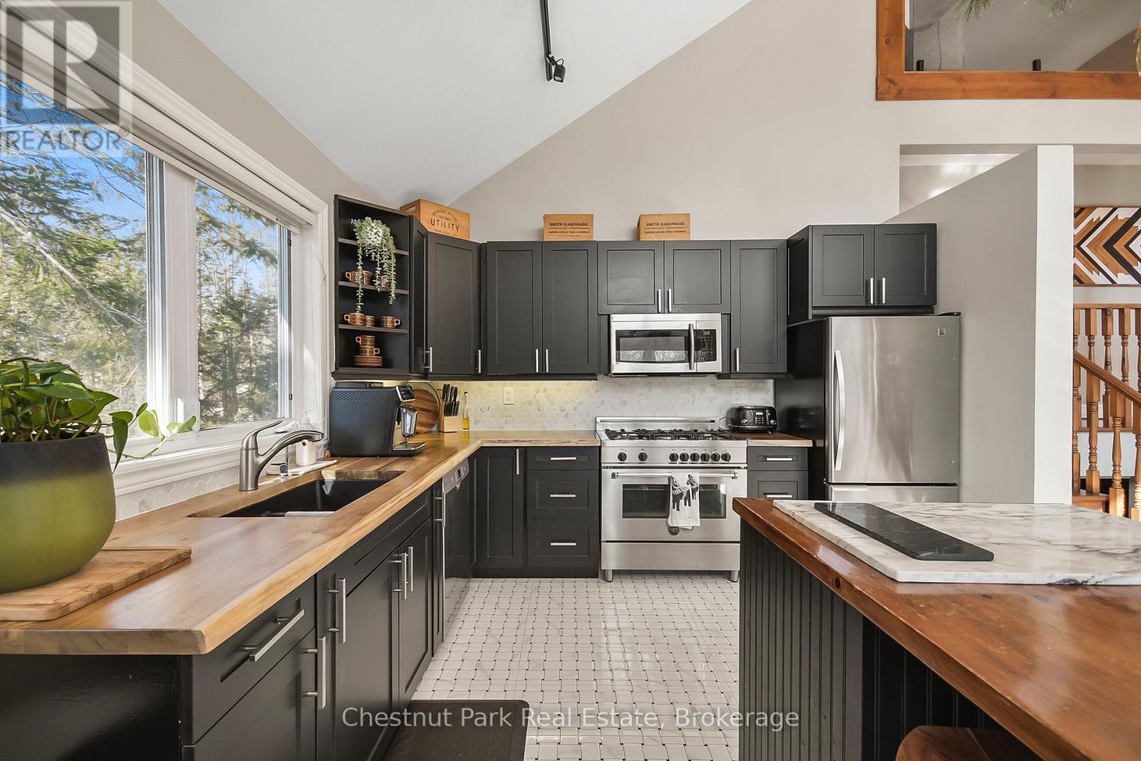 Photo 11 of 7609 Somerset Park, Ramara ON
