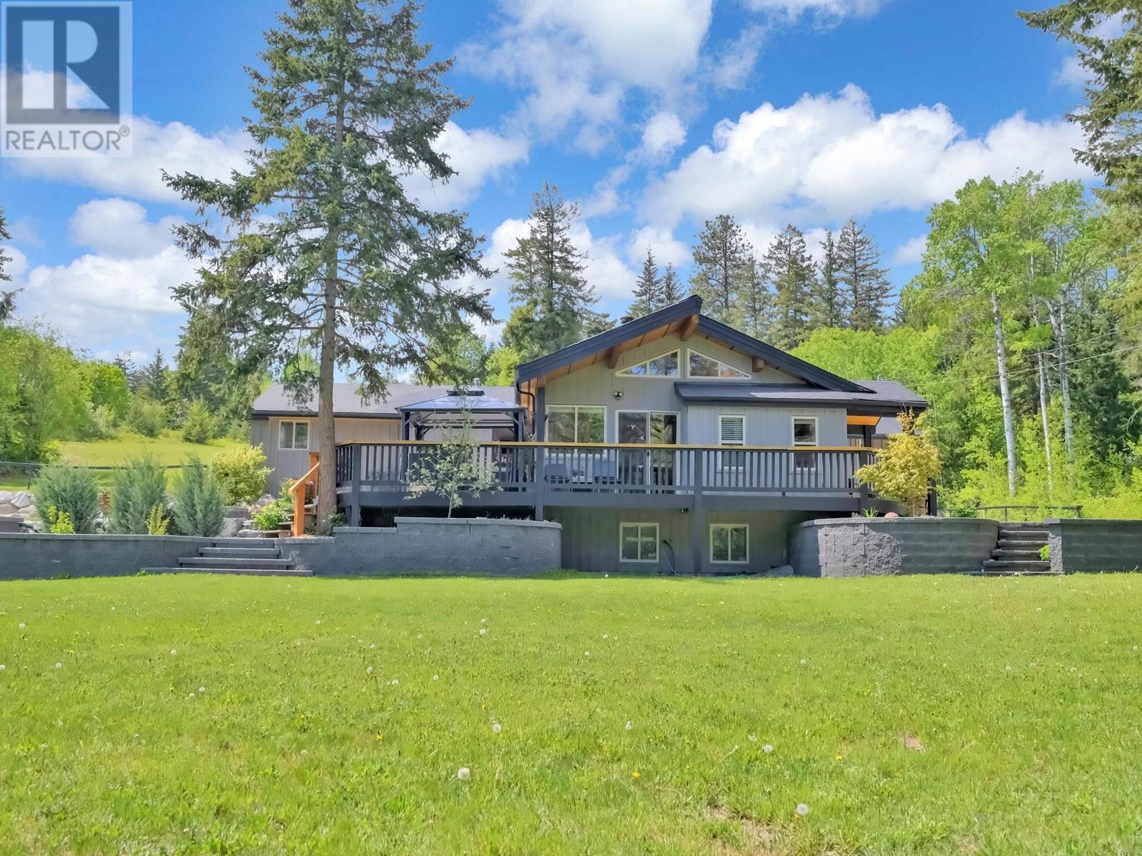  3402 McKellar Road, West Kelowna