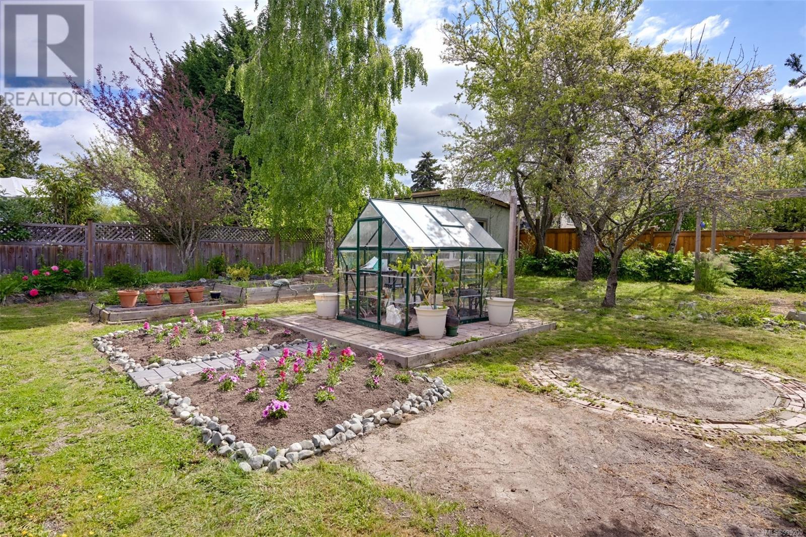  3035 Millgrove Street, Saanich