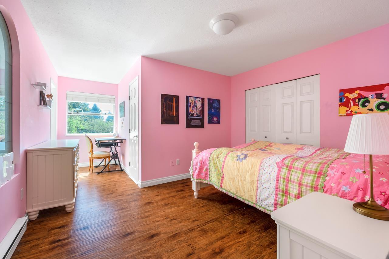 Photo 15 of 12967 21 A Avenue, Surrey BC