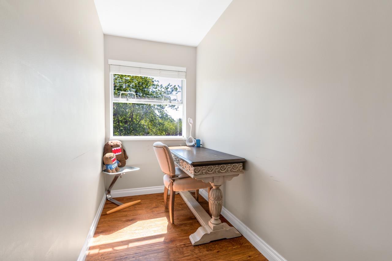 Photo 23 of 12967 21 A Avenue, Surrey BC