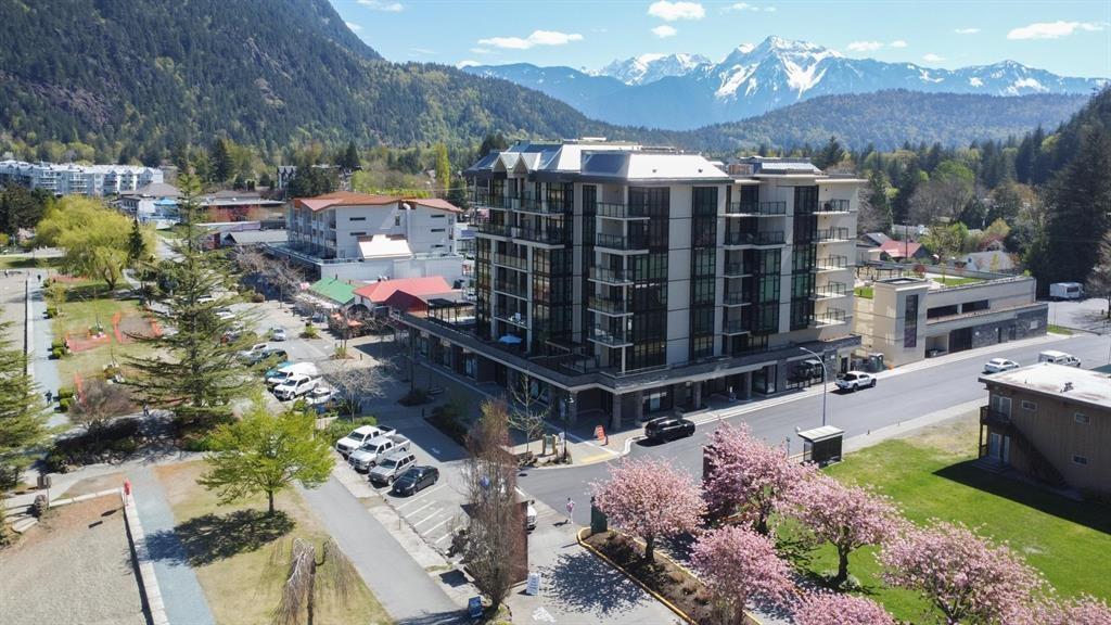 2 120 ESPLANADE AVENUE, Harrison Hot Springs, Harrison Hot Springs