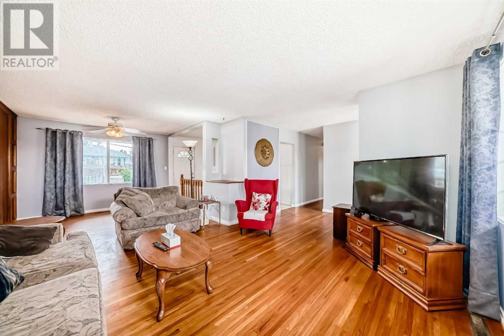 Single Family House Bungalow for Sale in  Trafford Drive NW Thorncliffe Calgary 