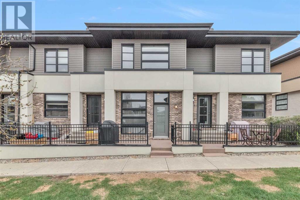 Single Family House for Sale in  Aspen Hills Green SW Aspen Woods Calgary 