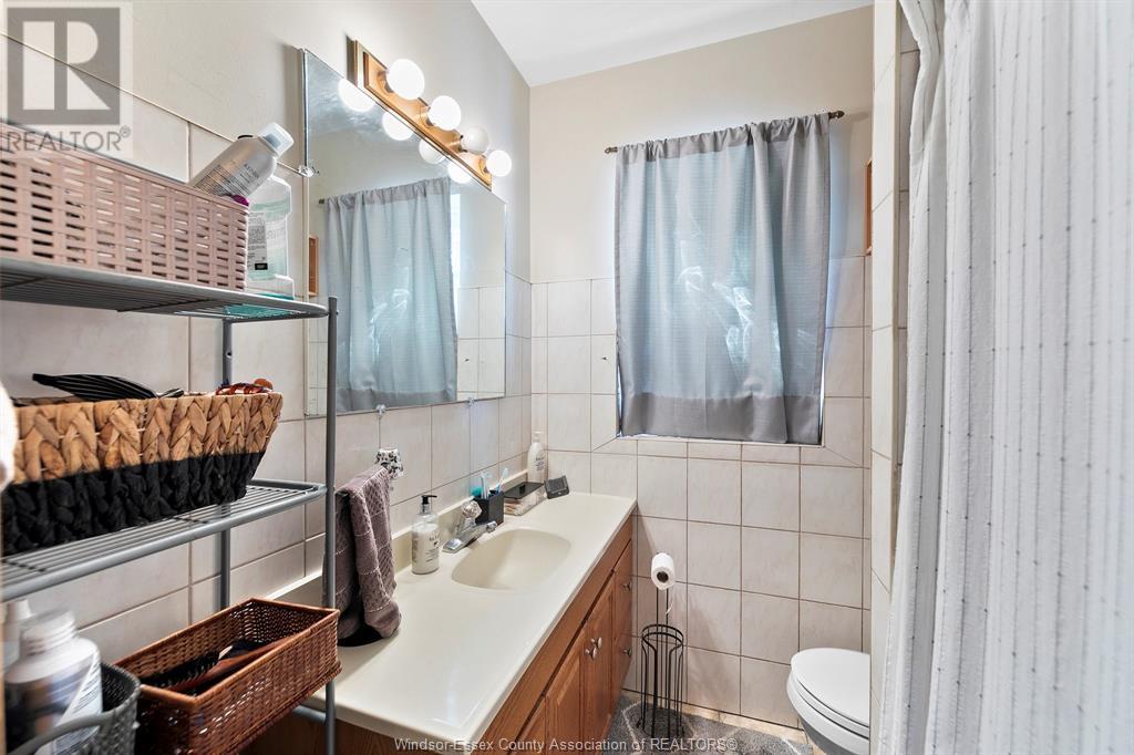 Photo 28 of 916 920 Ottawa Street, Windsor ON