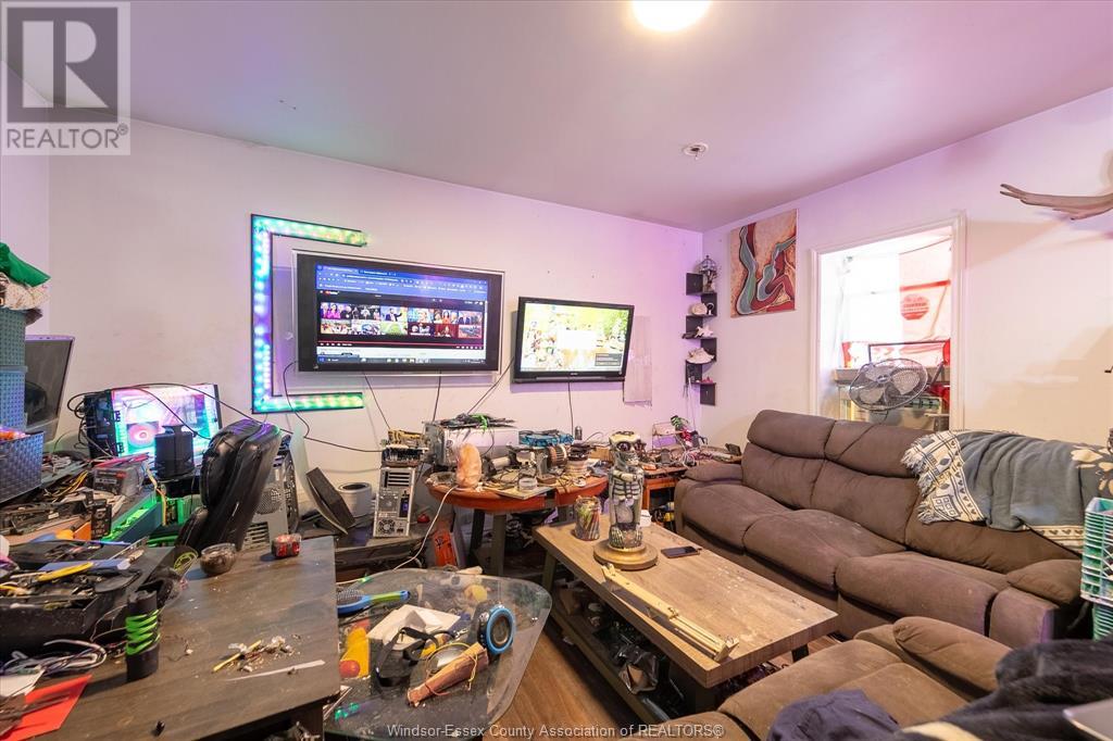 Photo 26 of 916 920 Ottawa Street, Windsor ON