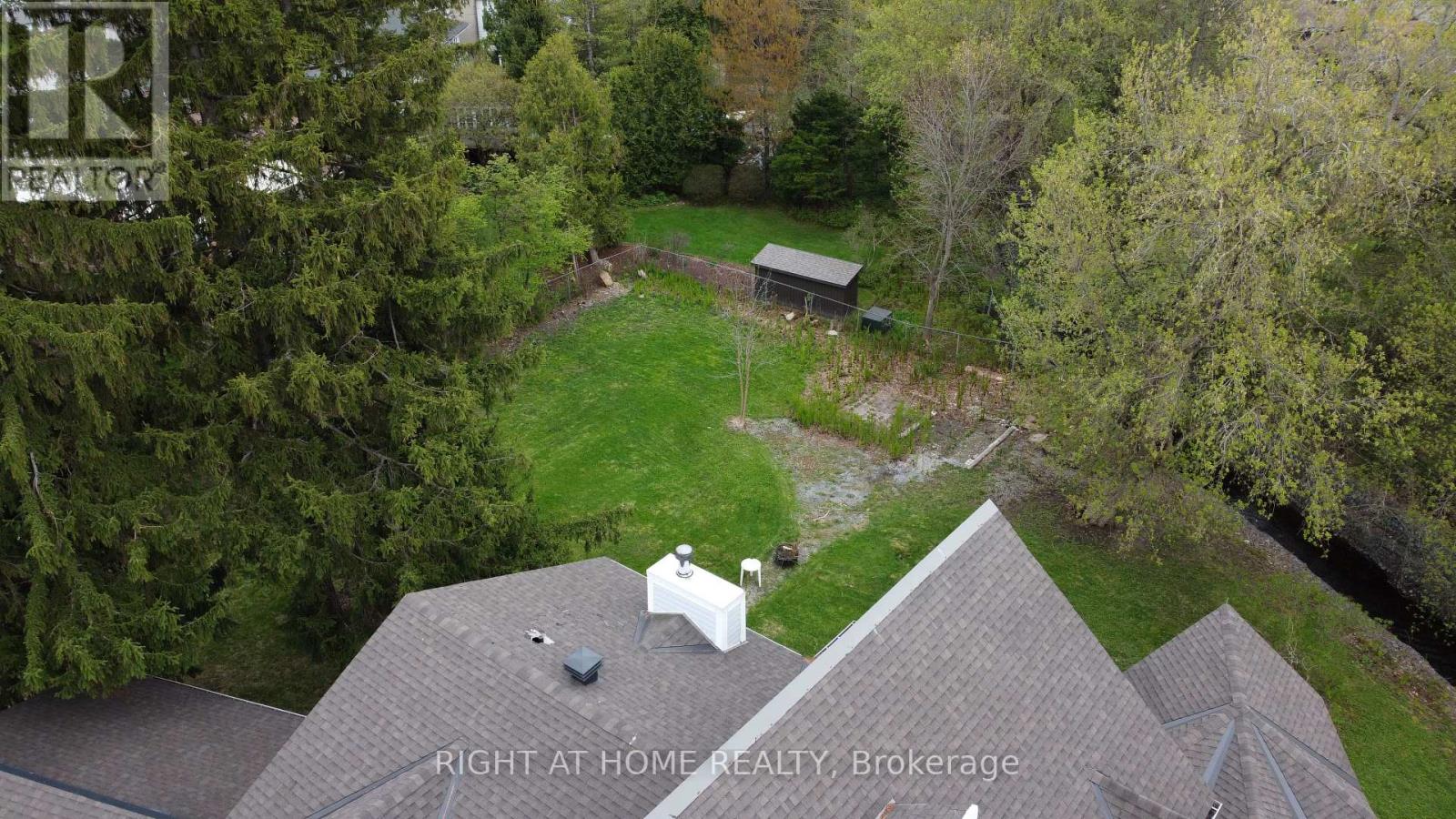 3208 RICHMOND ROAD - 4