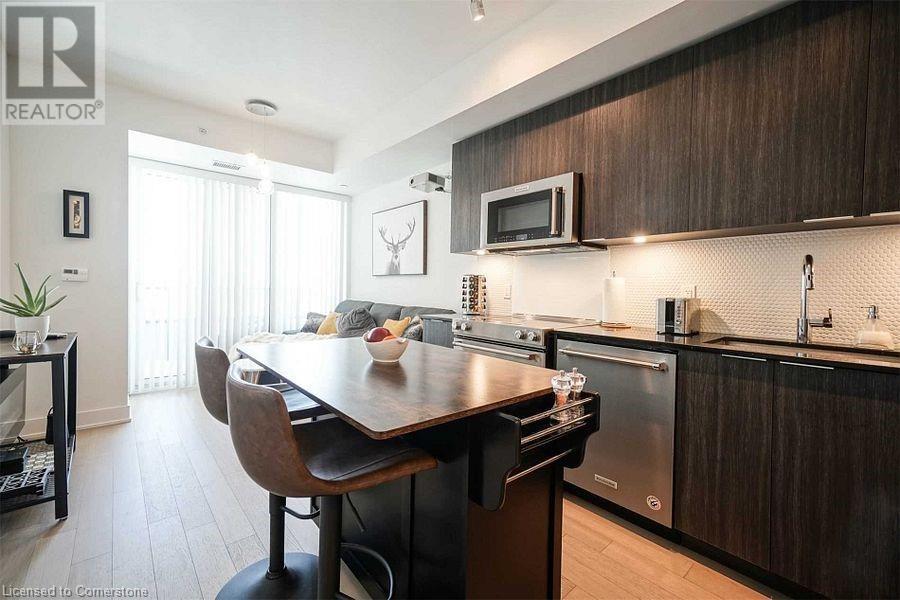 Photo 10 of 20 Shore Breeze Drive Unit 3103, Toronto ON