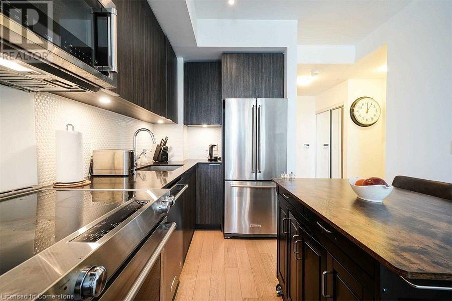 Photo 12 of 20 Shore Breeze Drive Unit 3103, Toronto ON