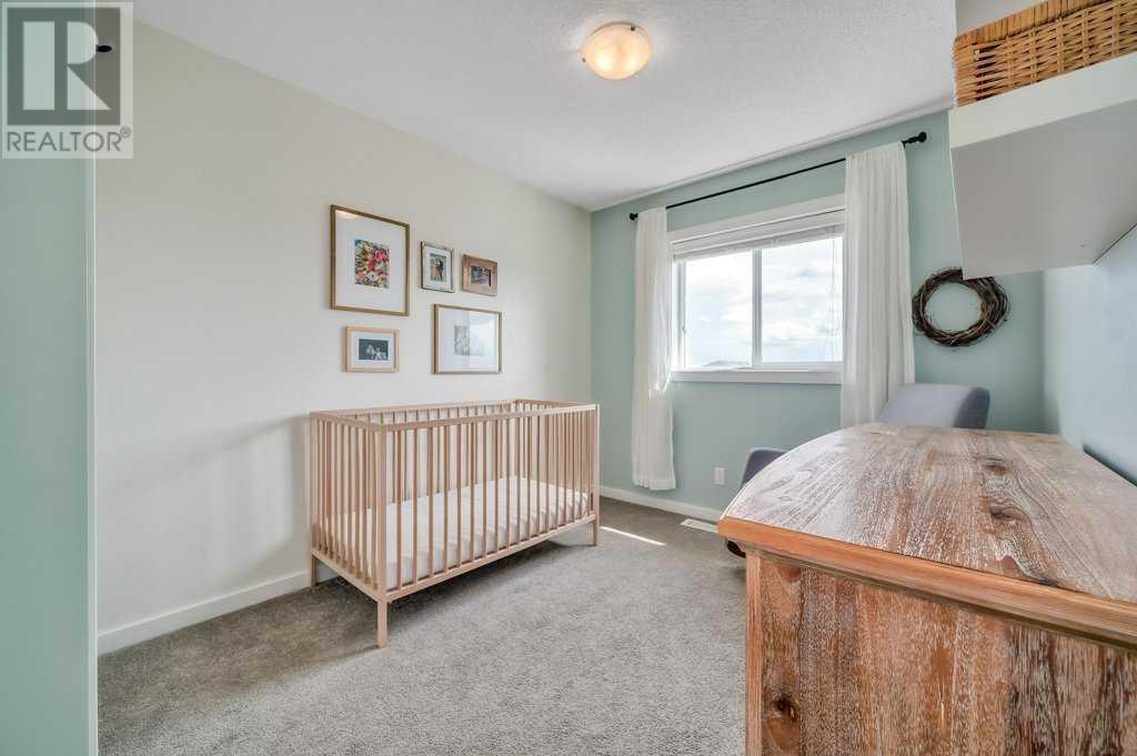 32 Heritage Boulevard, Cochrane