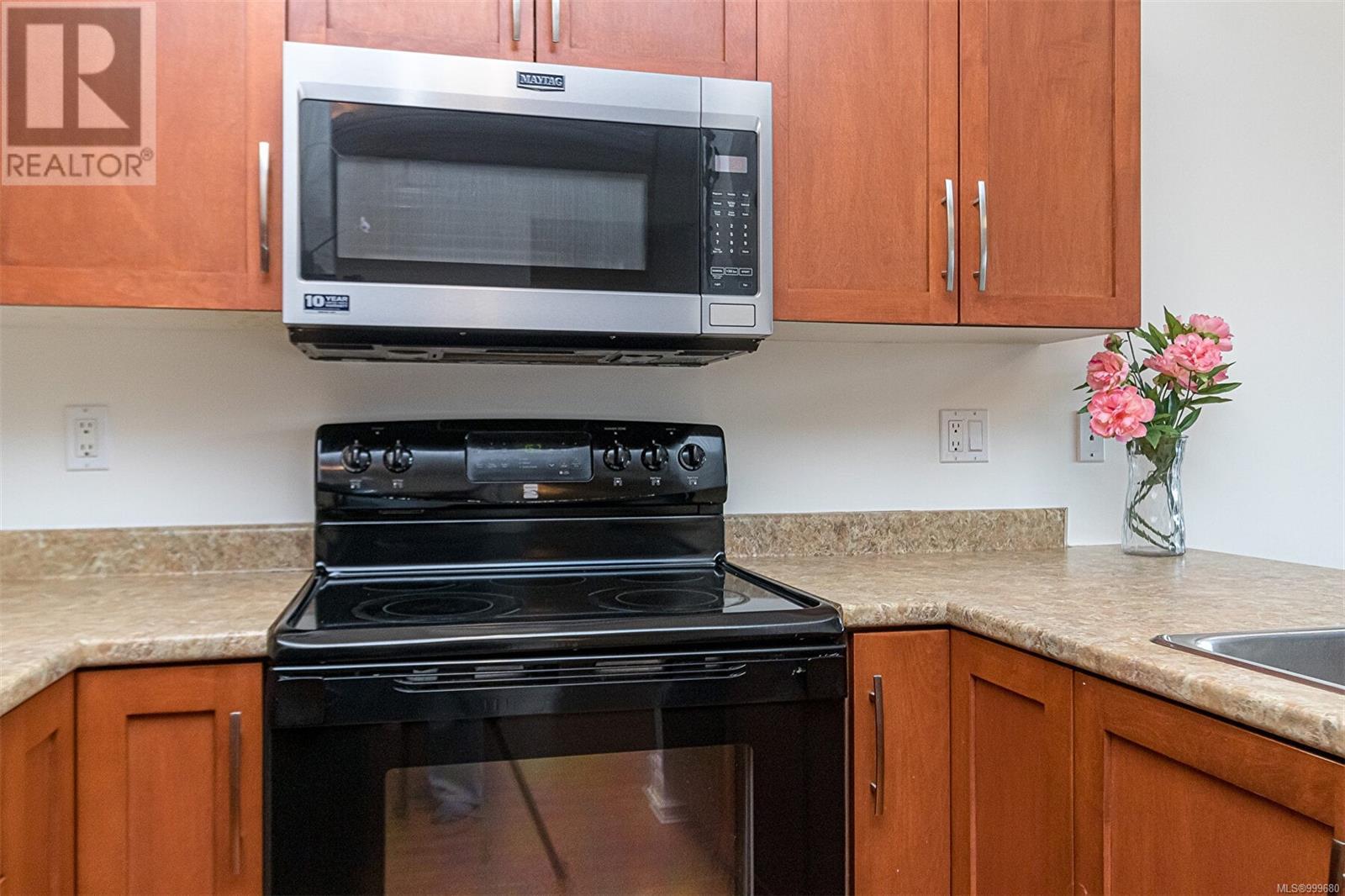 #305 1156 COLVILLE RD - Image 20