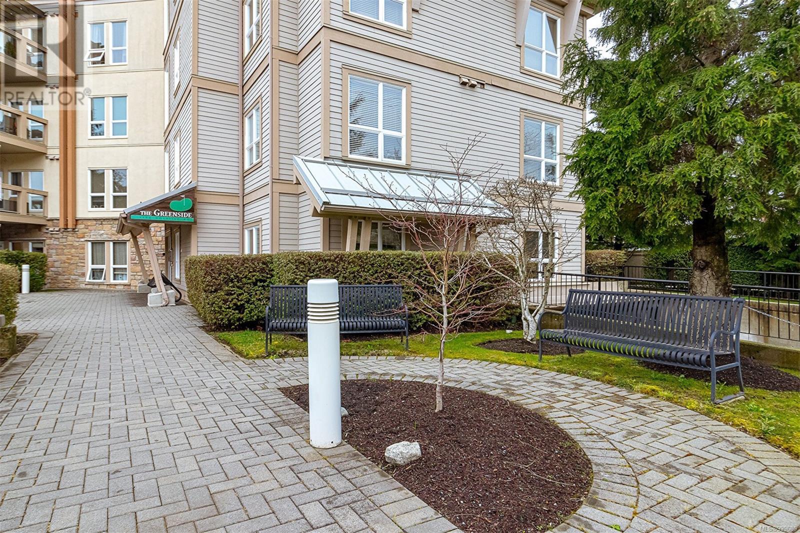 #305 1156 COLVILLE RD - Image 35