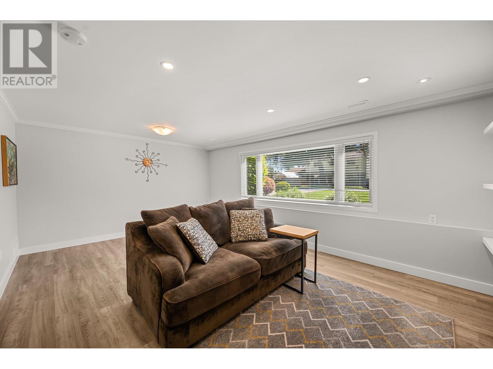 5097 WHITWORTH Crescent North, Ladner