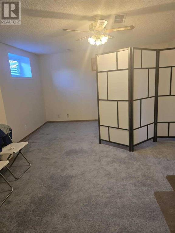 Single Family House for Sale in   Street SE Penbrooke Meadows Calgary 