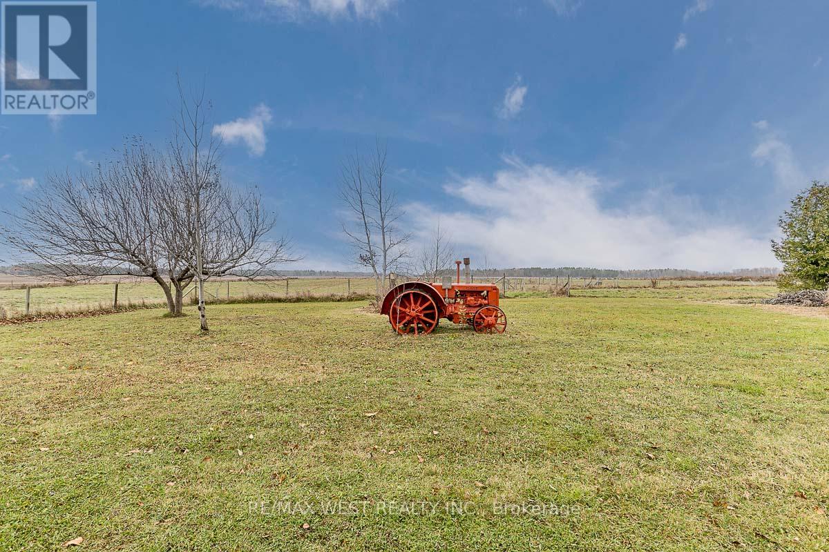 Photo 16 of 7941 Highway 26, Clearview ON