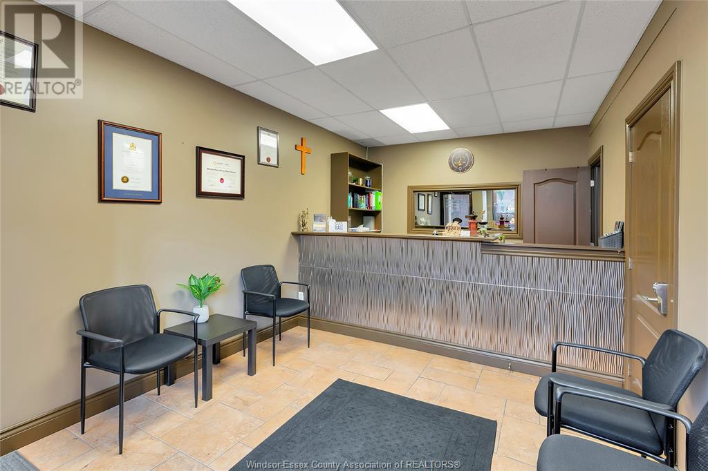 Photo 6 of 635 Erie Street East, Windsor ON