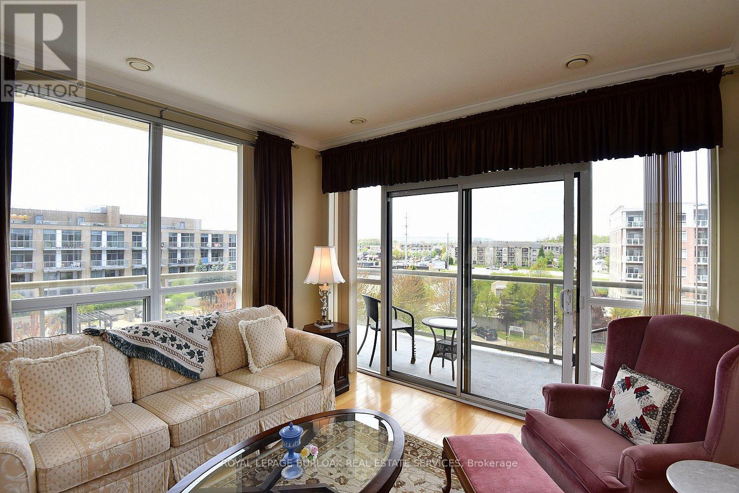 Photo 40 of 505 1998 Ironstone Drive, Burlington ON