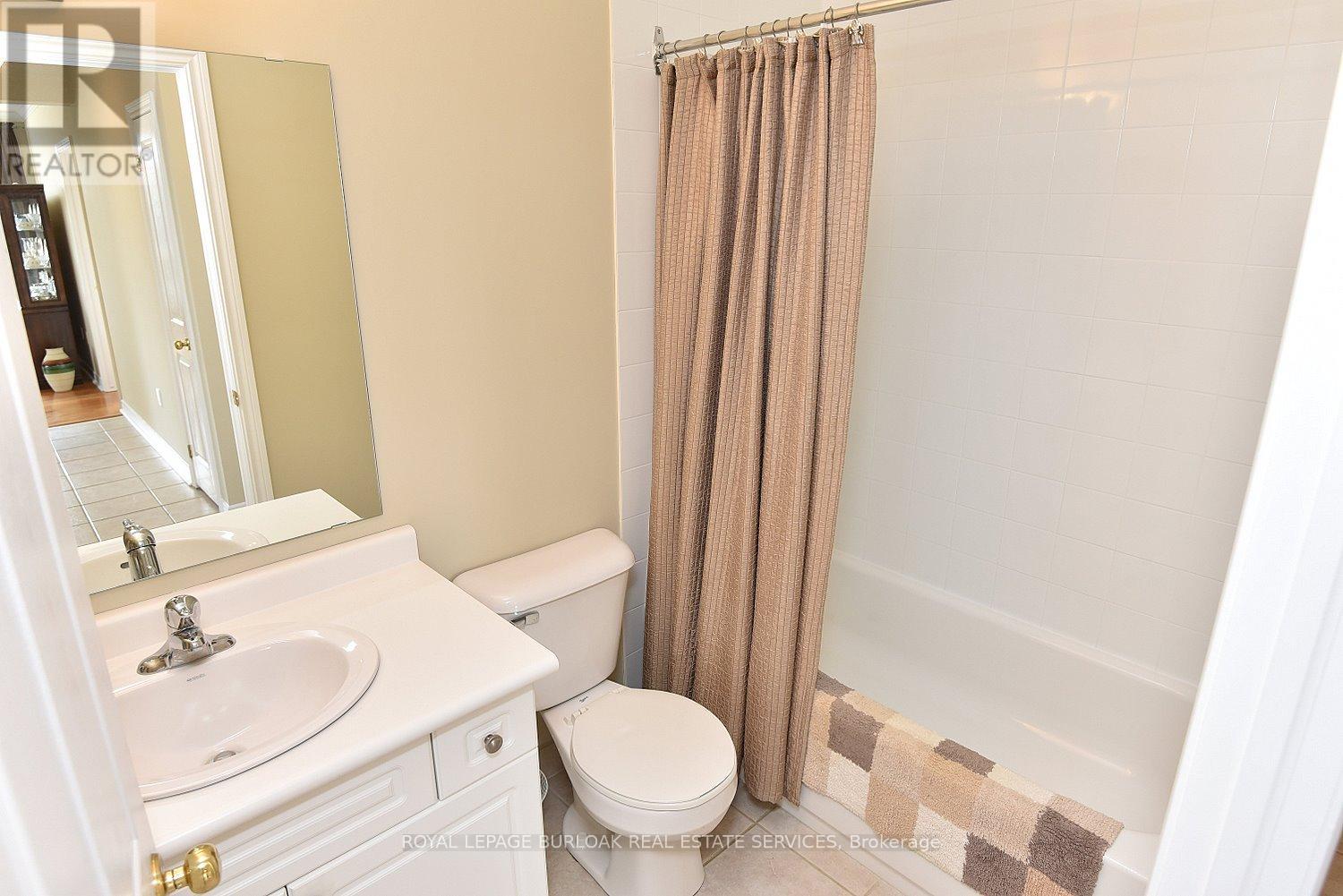 Photo 39 of 505 1998 Ironstone Drive, Burlington ON