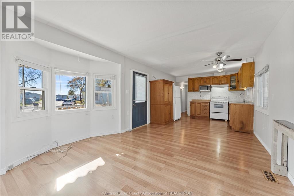Photo 19 of 155 Michael Street, Lakeshore ON