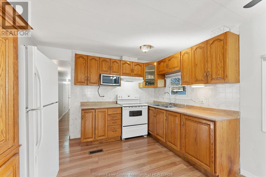 Photo 3 of 155 Michael Street, Lakeshore ON