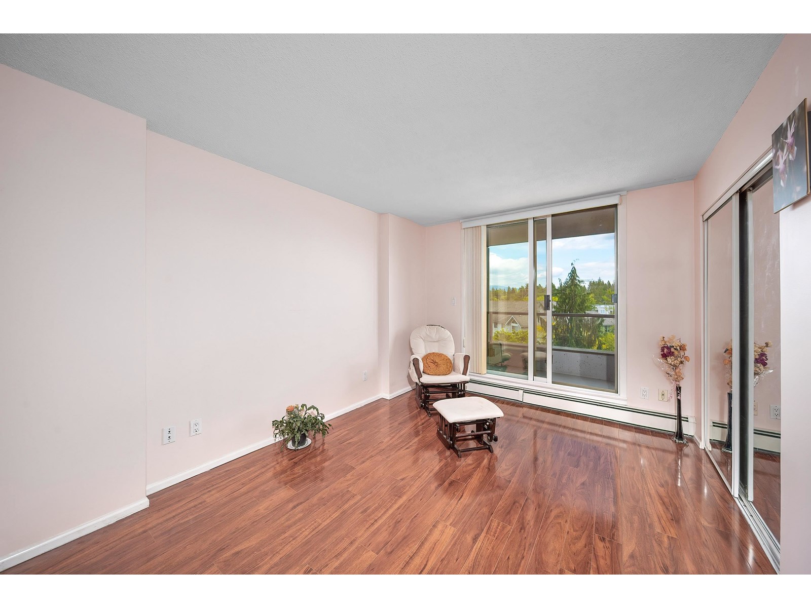 405 13880 101 AVENUE, Surrey real estate listing R3003078