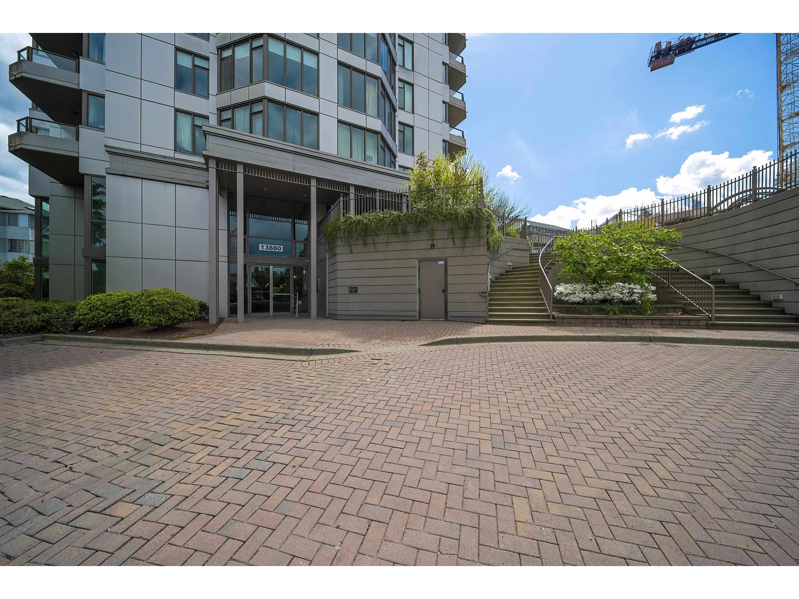 405 13880 101 AVENUE, Surrey real estate listing R3003078