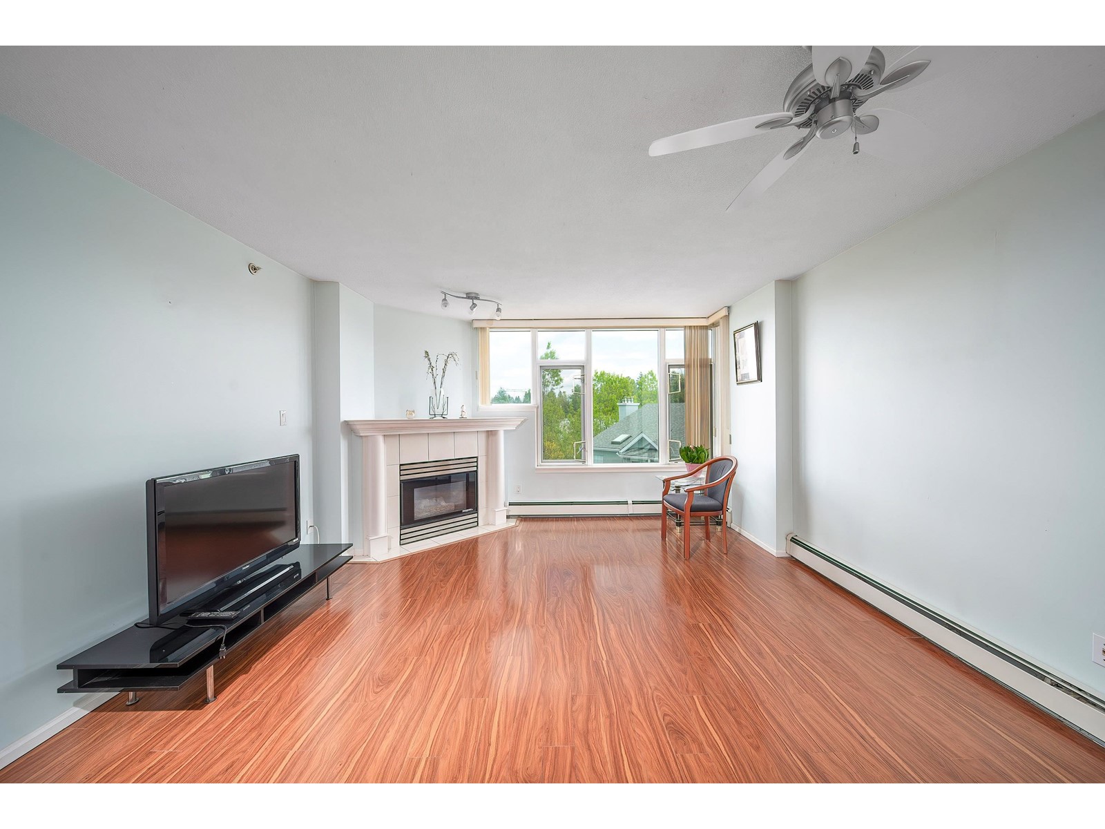 405 13880 101 AVENUE, Surrey real estate listing R3003078