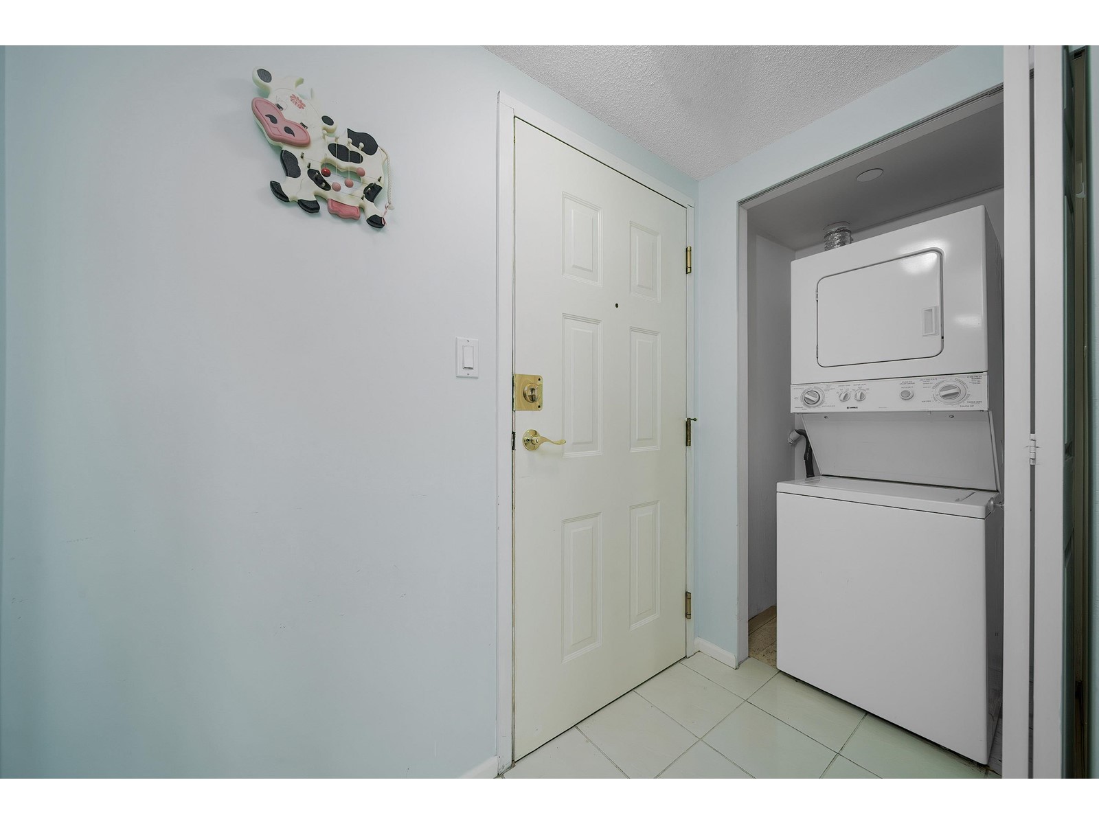 405 13880 101 AVENUE, Surrey real estate listing R3003078