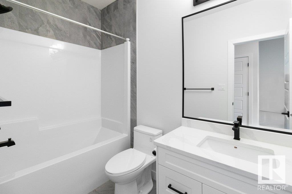 184 CALEDONIA DR, Leduc