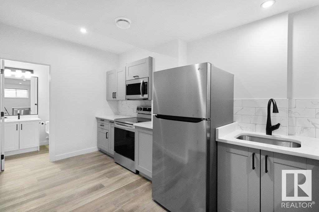 184 CALEDONIA DR, Leduc