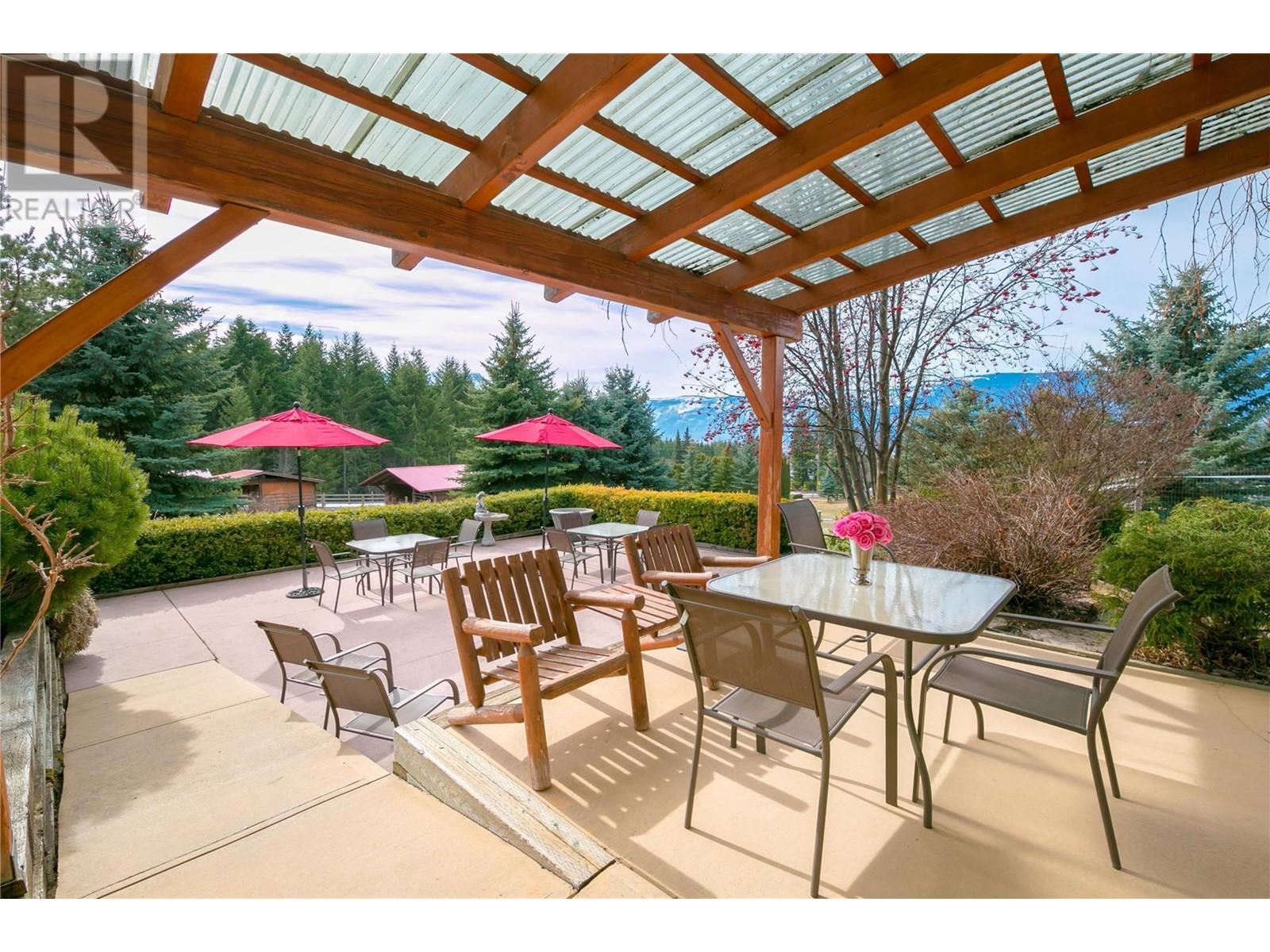Photo 44 of 2190 30 Street Ne, Salmon Arm BC
