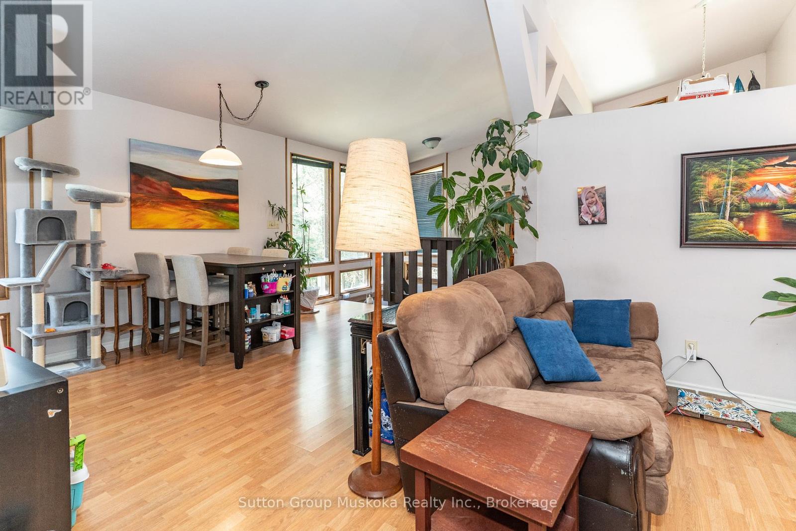 Photo 17 of 1667 Paint Lake Road, Lake Of Bays ON