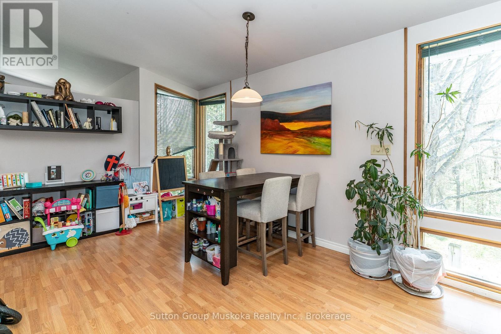 Photo 18 of 1667 Paint Lake Road, Lake Of Bays ON