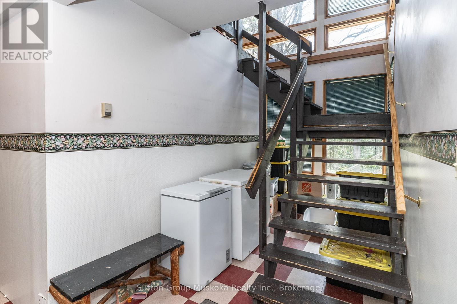 Photo 34 of 1667 Paint Lake Road, Lake Of Bays ON