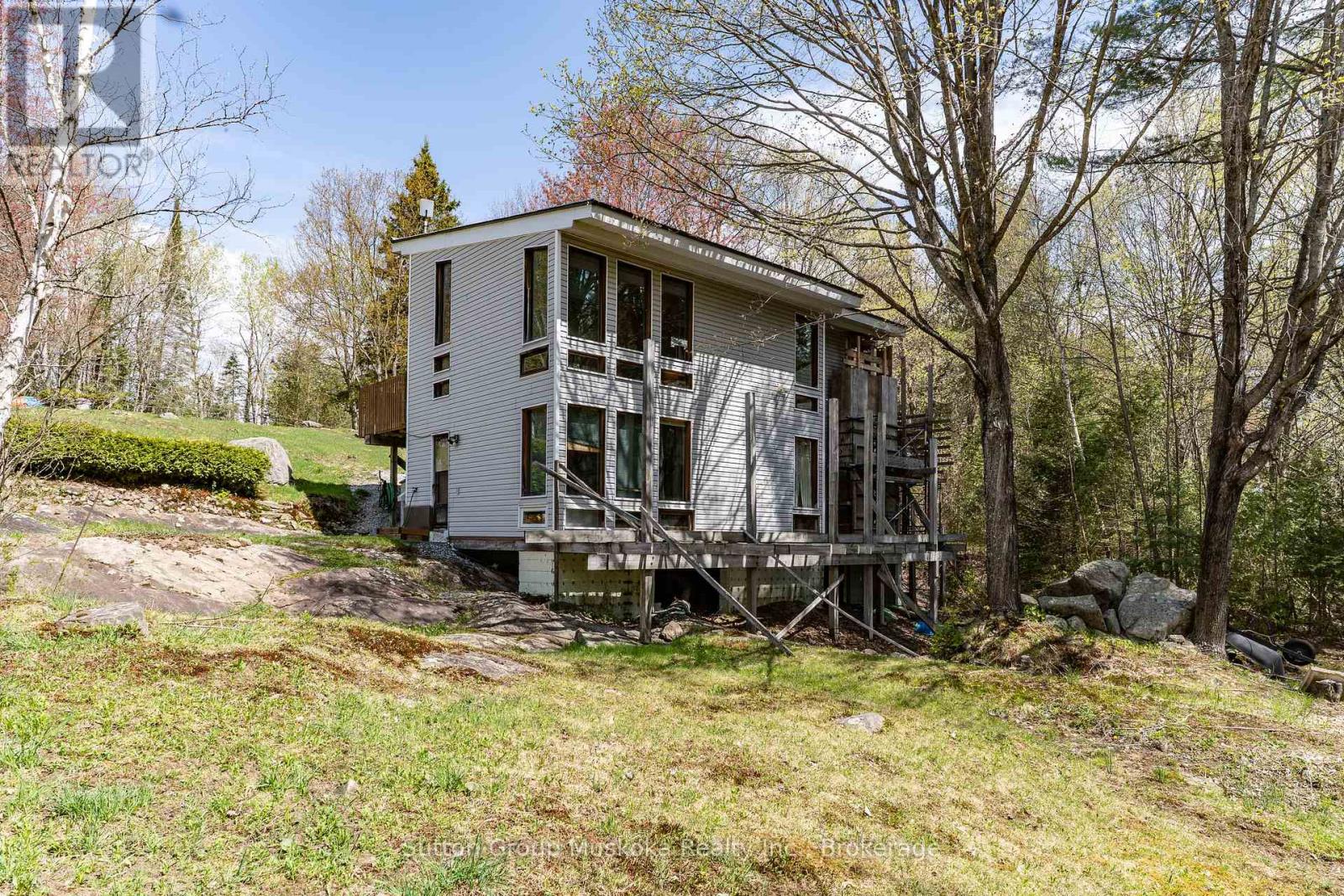 Photo 7 of 1667 Paint Lake Road, Lake Of Bays ON