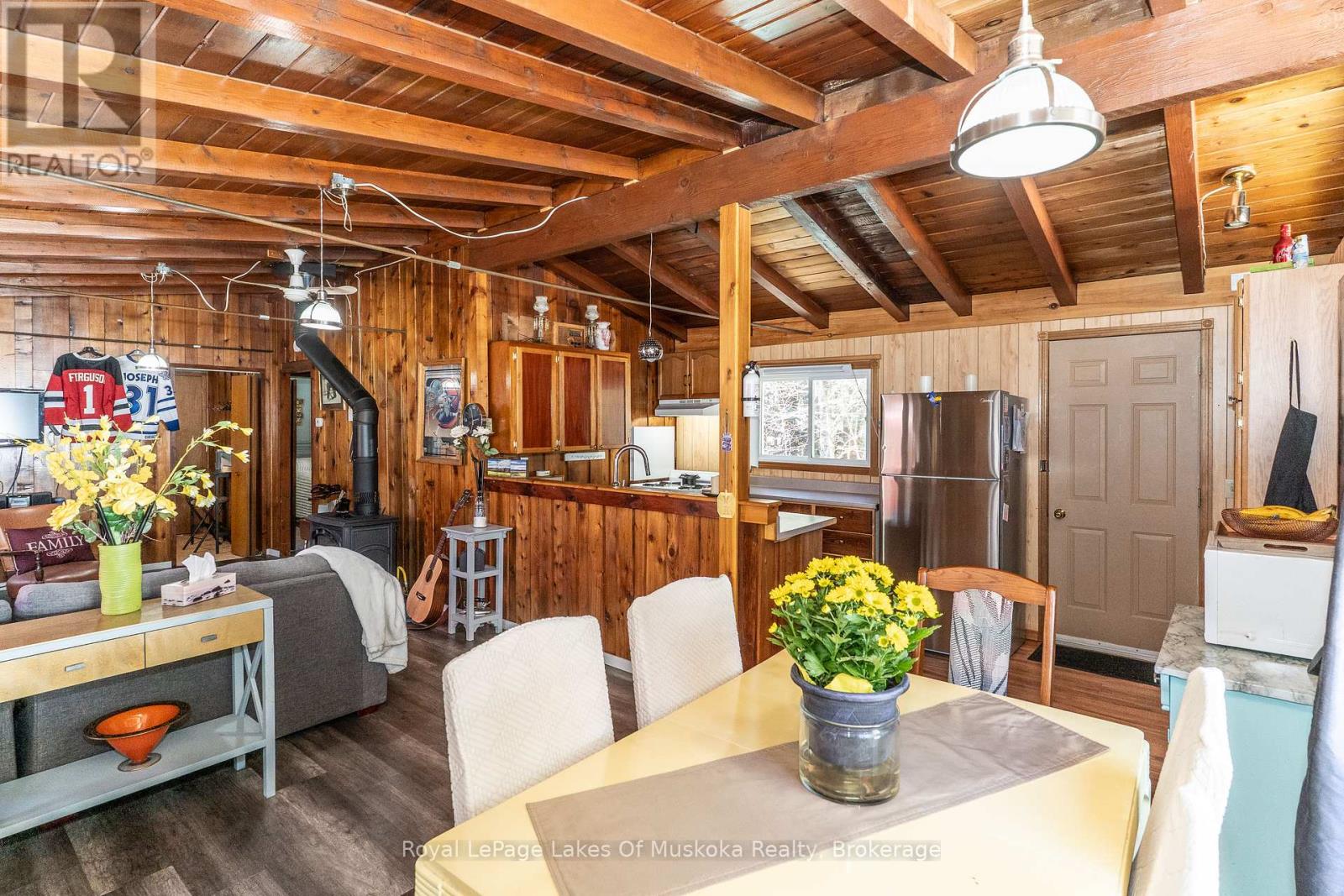 Photo 37 of 35 Brennan Circle, Huntsville ON