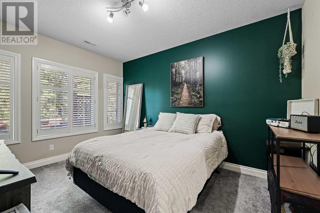 Single Family House Bungalow for Sale in  Discovery Ridge Boulevard SW Discovery Ridge Calgary 