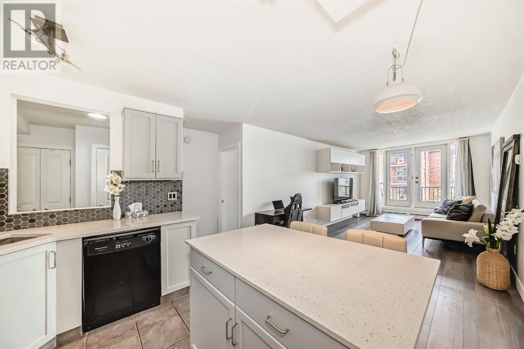 Single Family House for Sale in    Avenue SW Beltline Calgary 