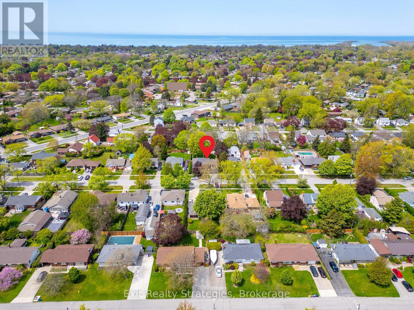 Photo 37 of 9 Heywood Avenue, St Catharines ON
