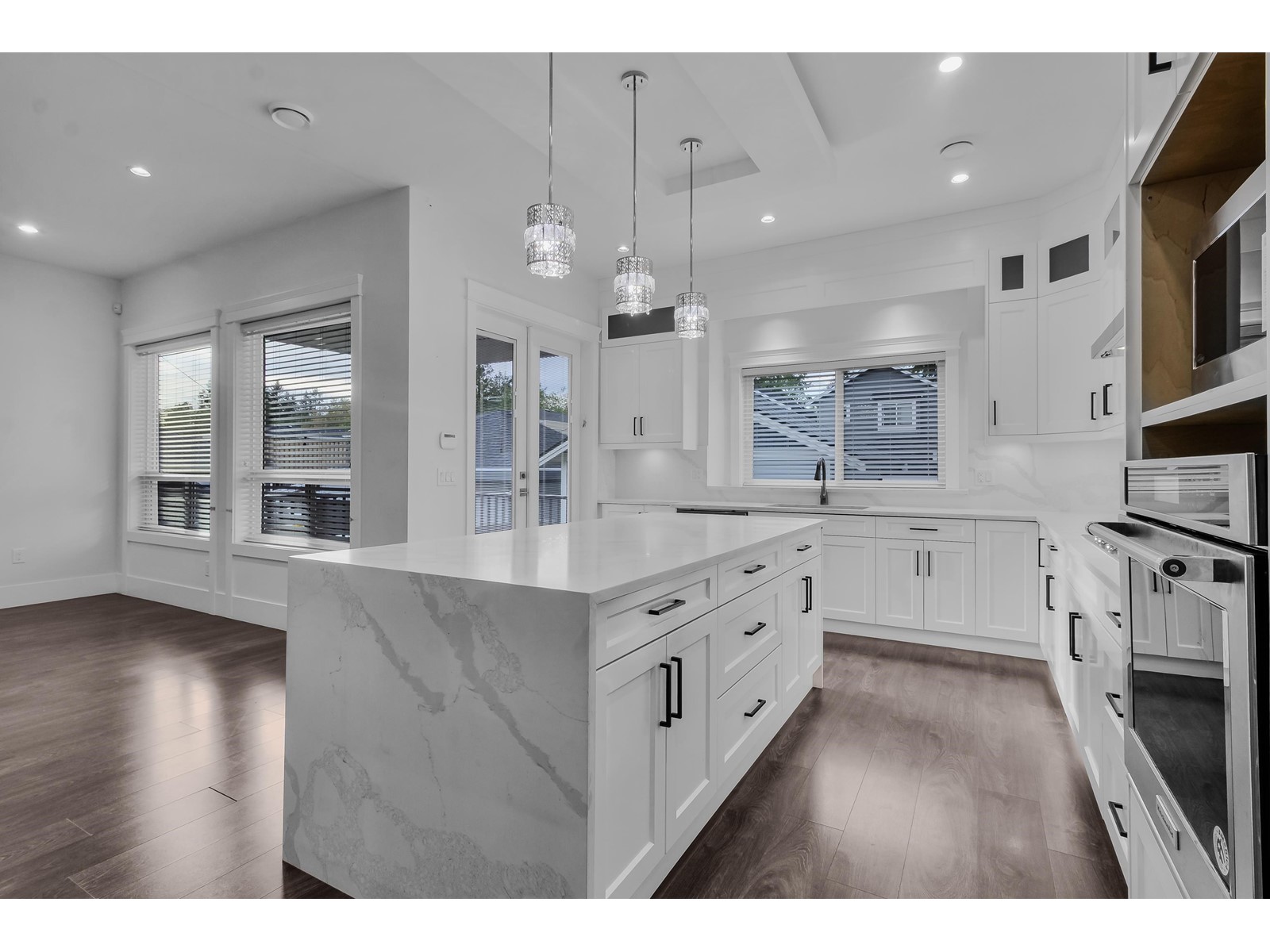 17163 0A AVENUE, Surrey