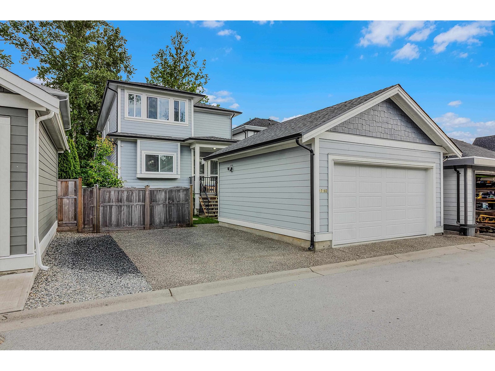 17163 0A AVENUE, Surrey