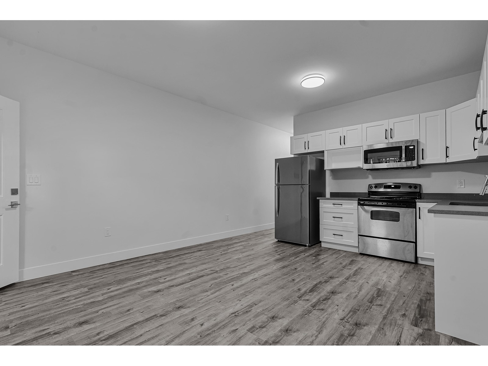 17163 0A AVENUE, Surrey