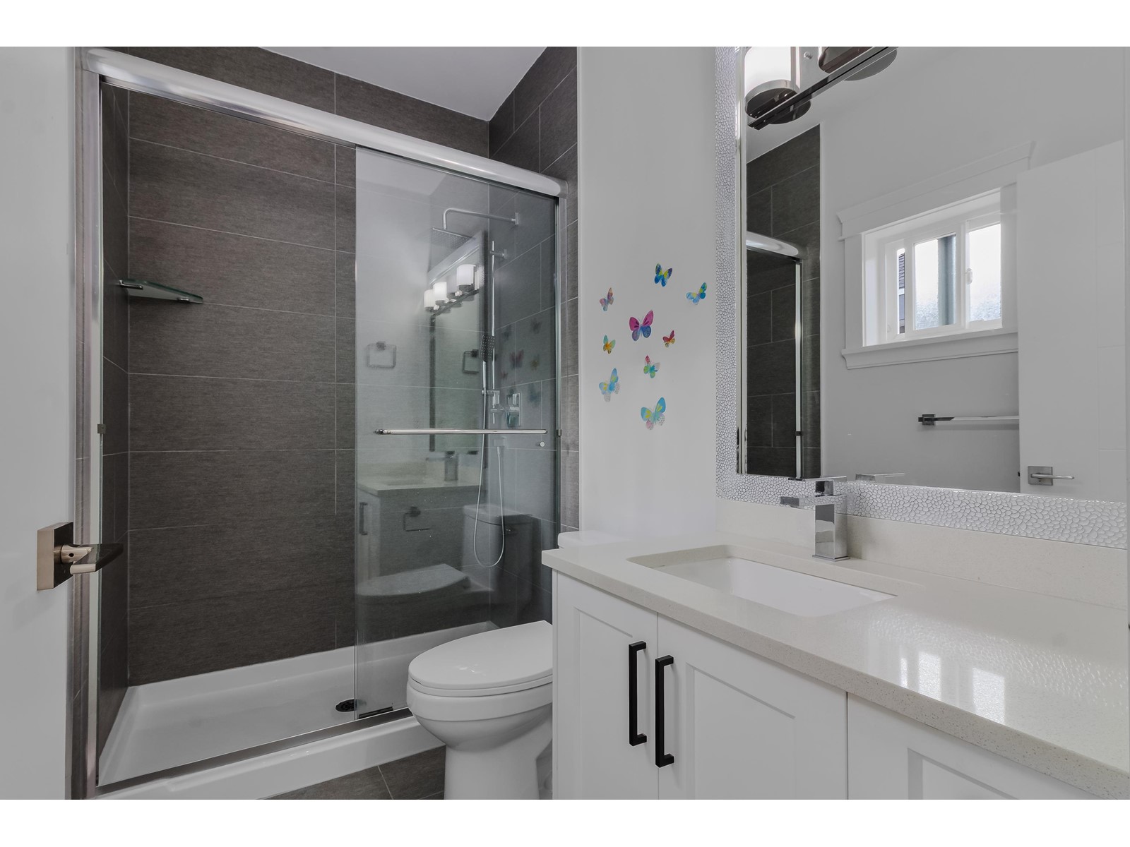 17163 0A AVENUE, Surrey