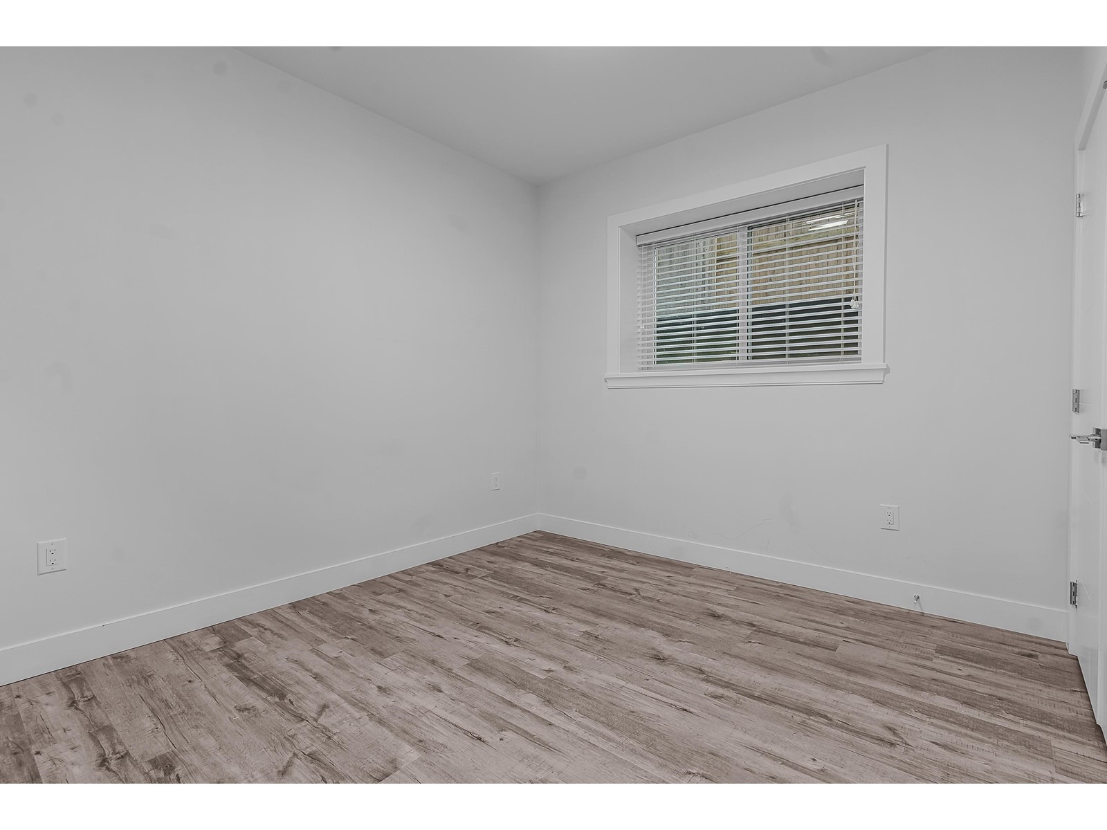 17163 0A AVENUE, Surrey