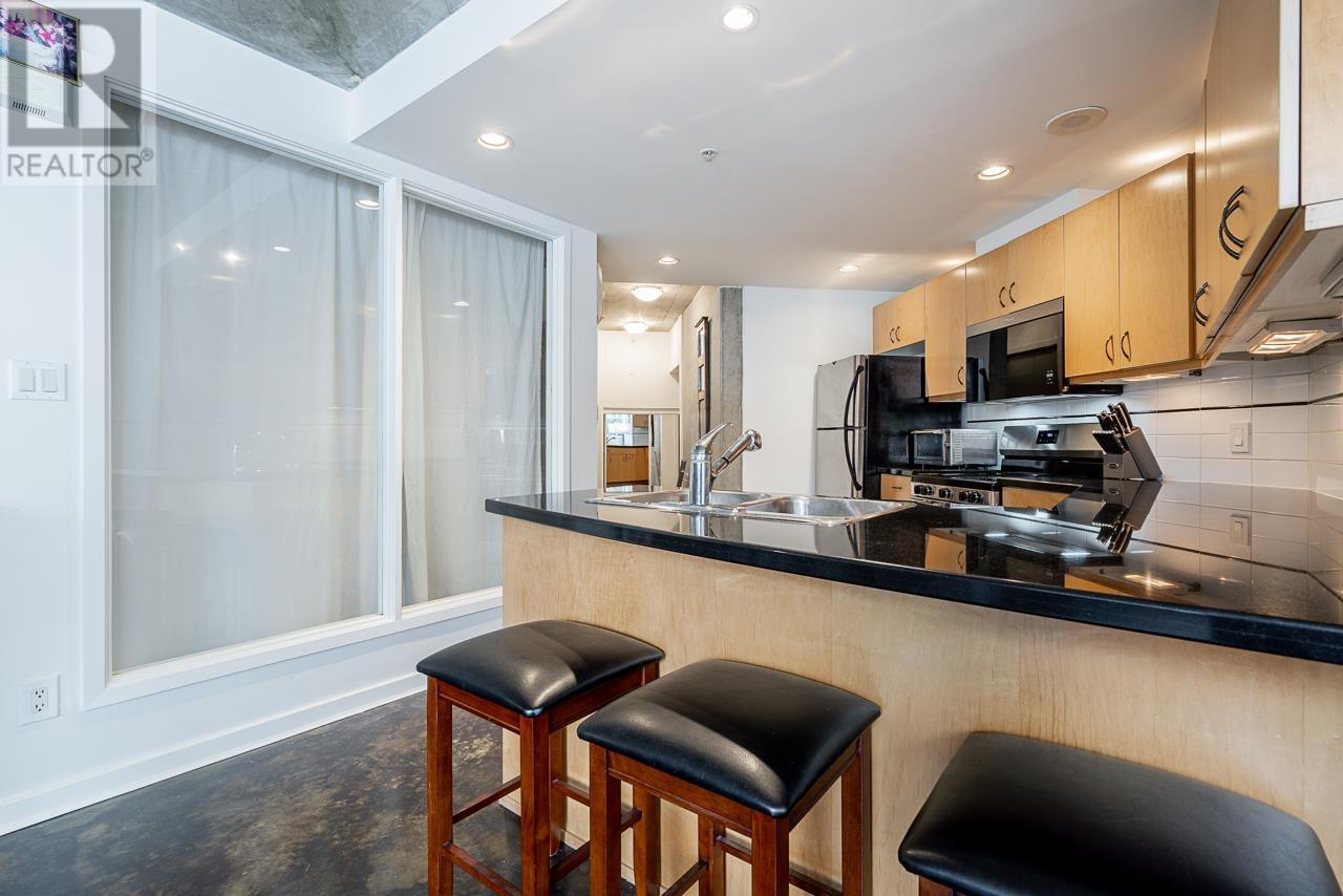 Photo 16 of 917 Station Street, Vancouver BC
