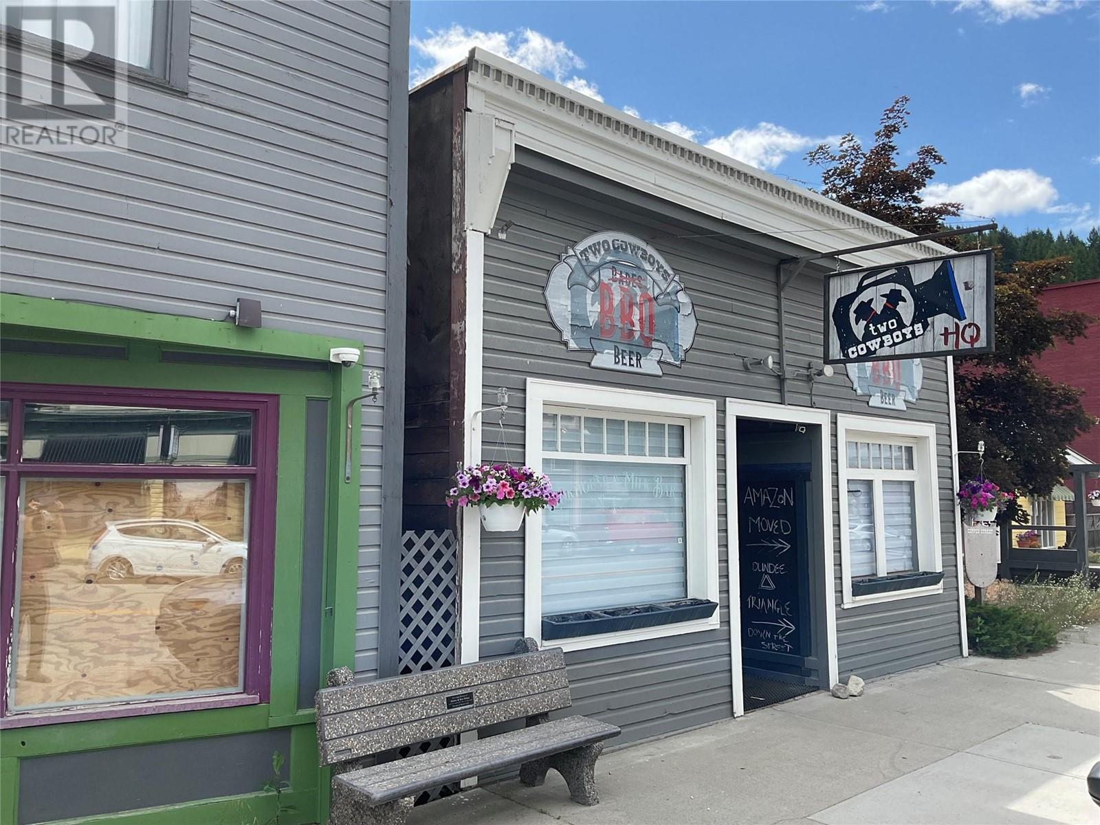 318 Copper Avenue - photo 2