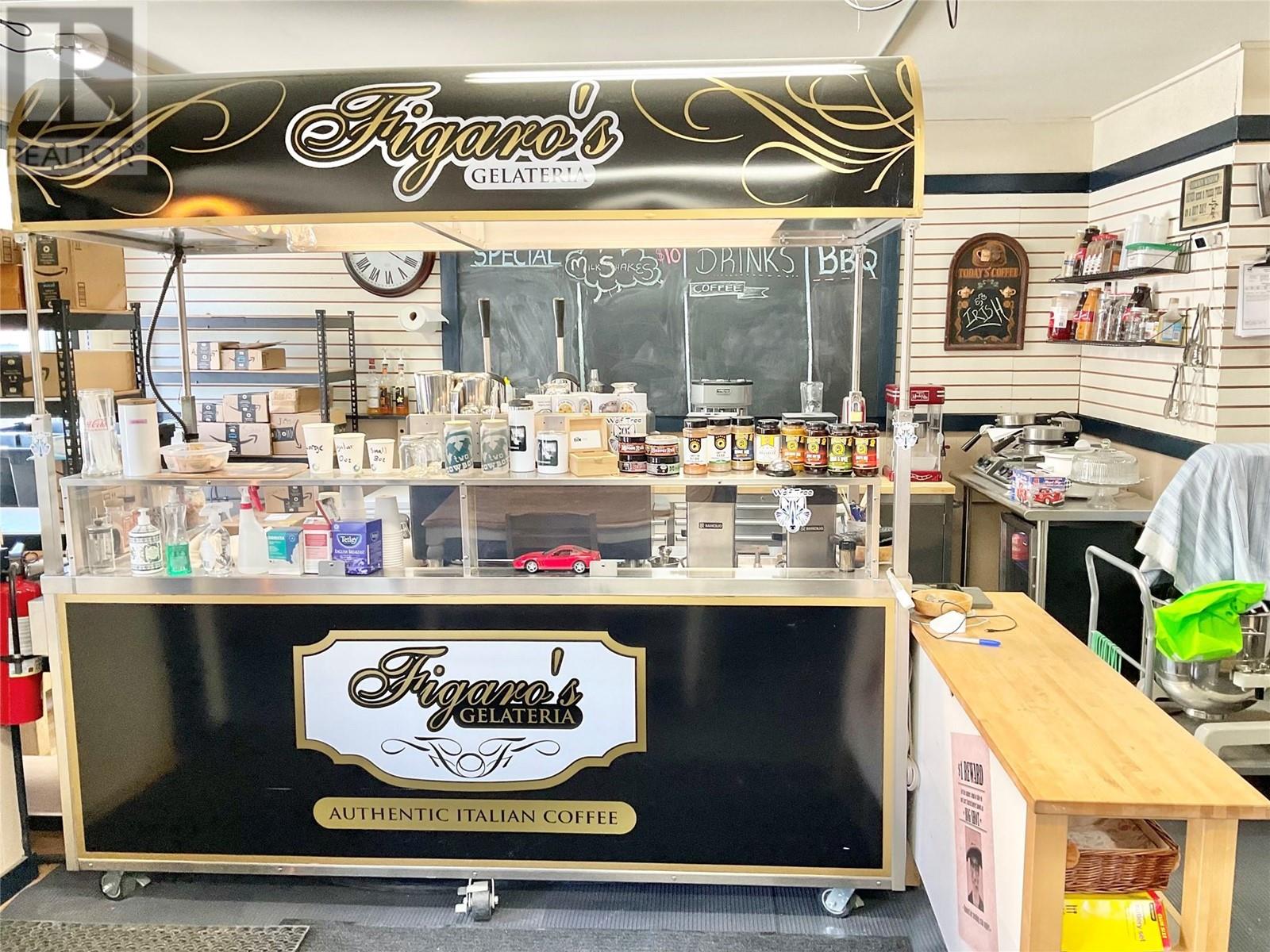 318 Copper Avenue S, Greenwood