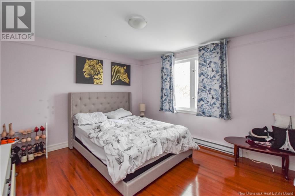 116 1èRE RUE STREET - 20