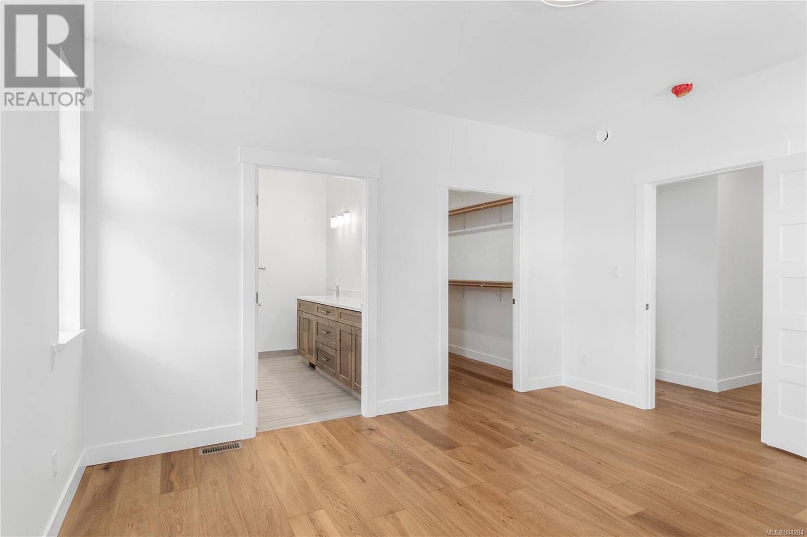 725 Beaver Creek Blvd, Campbell River real estate listing 984284