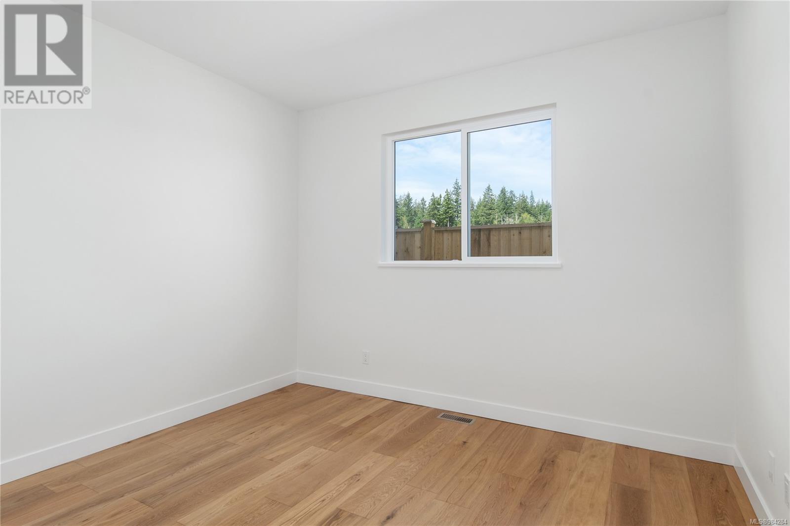 725 Beaver Creek Blvd, Campbell River real estate listing 984284